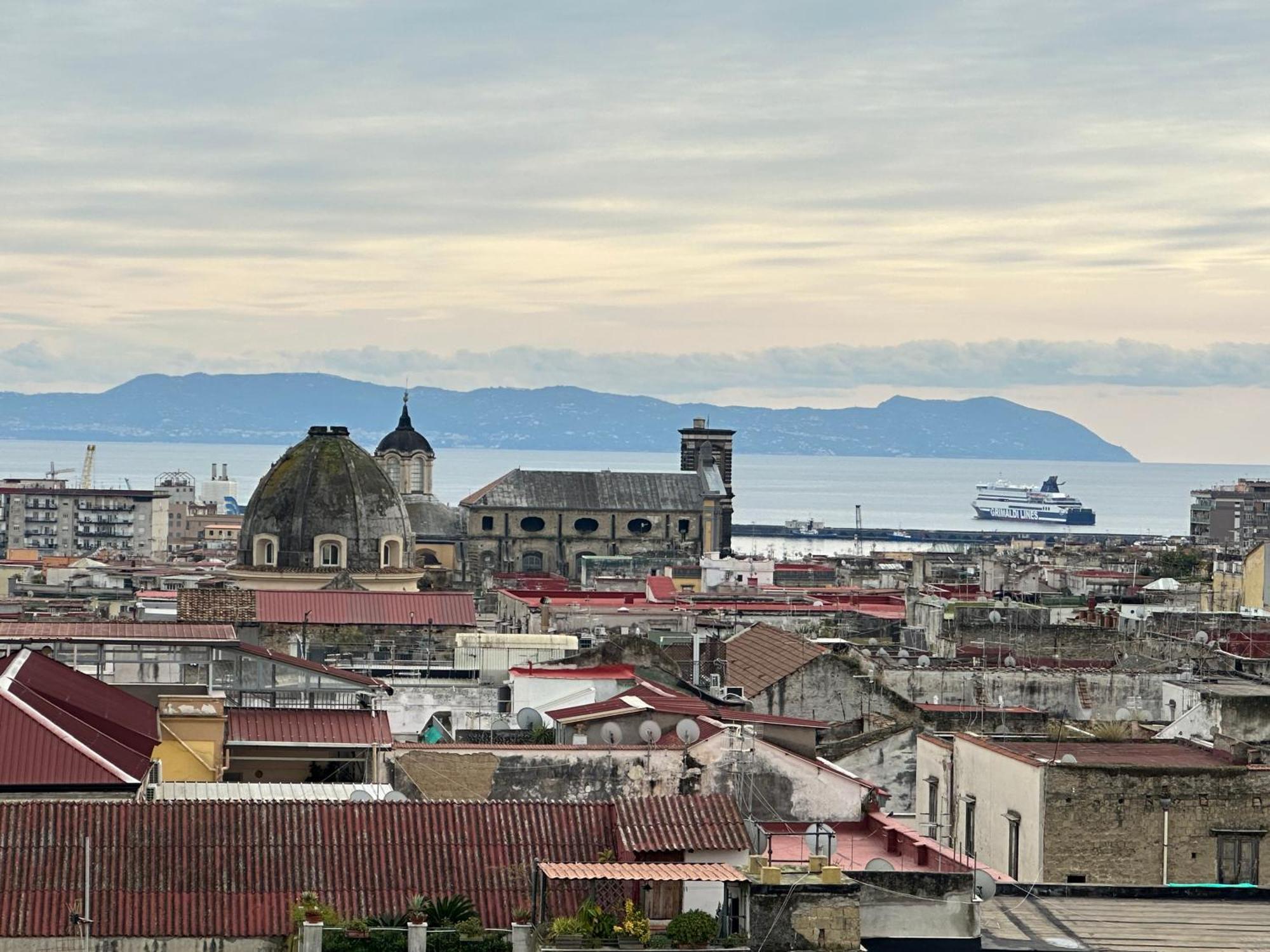 A Wonderful Penthouse In Naples Daire Dış mekan fotoğraf