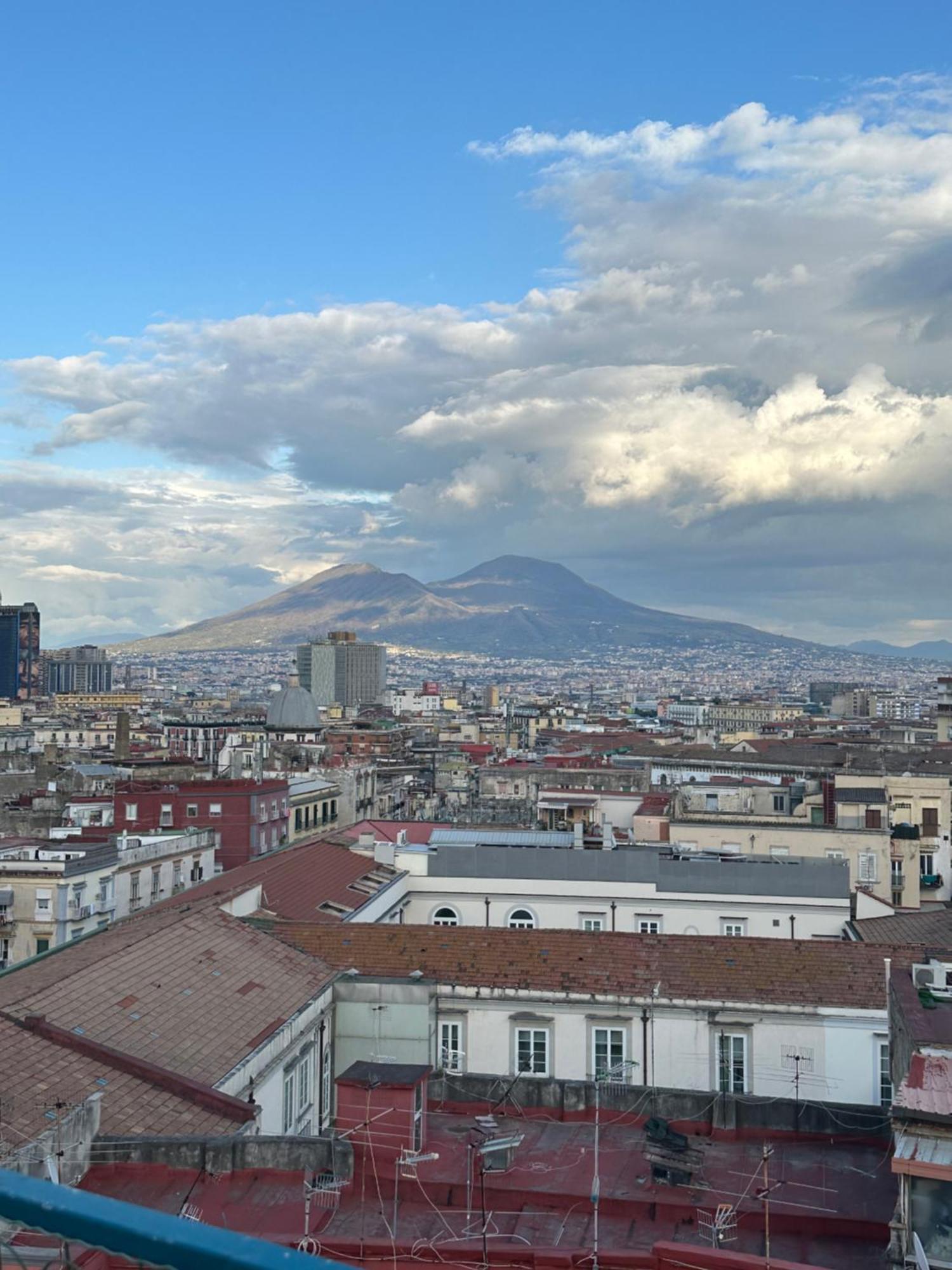 A Wonderful Penthouse In Naples Daire Dış mekan fotoğraf