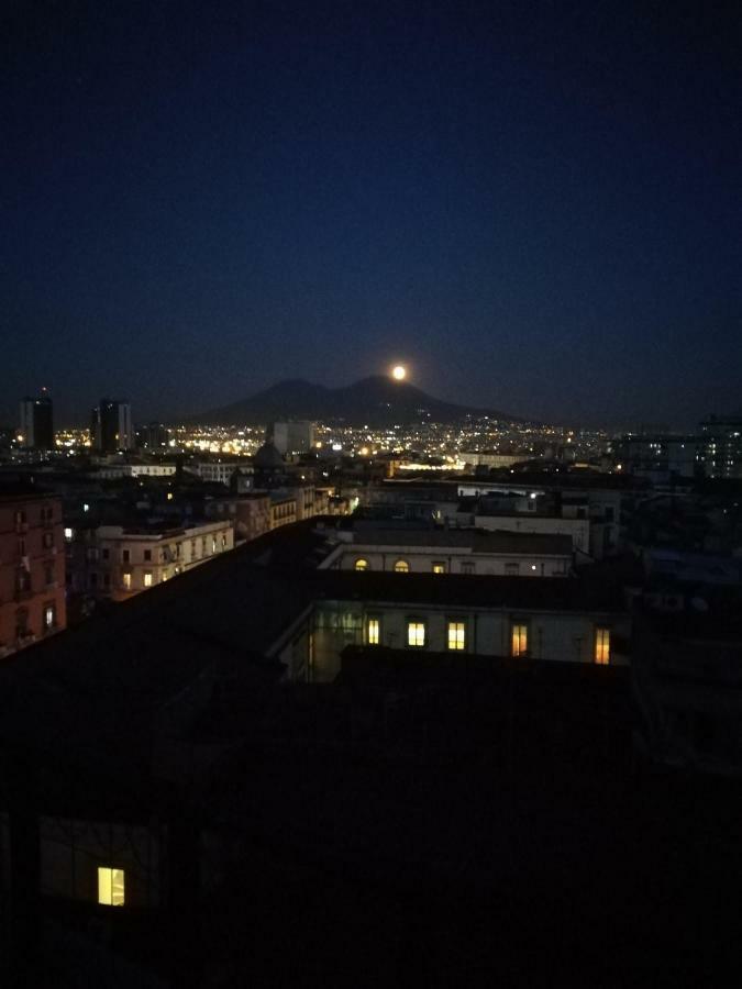 A Wonderful Penthouse In Naples Daire Dış mekan fotoğraf